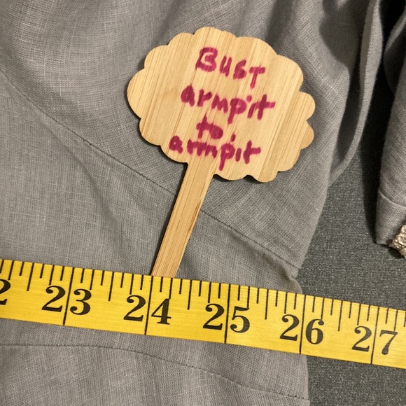 Avenue grey Embroidered button
down 3/4 sleeves blouse women's size 22/24 - Picture 10 of 12